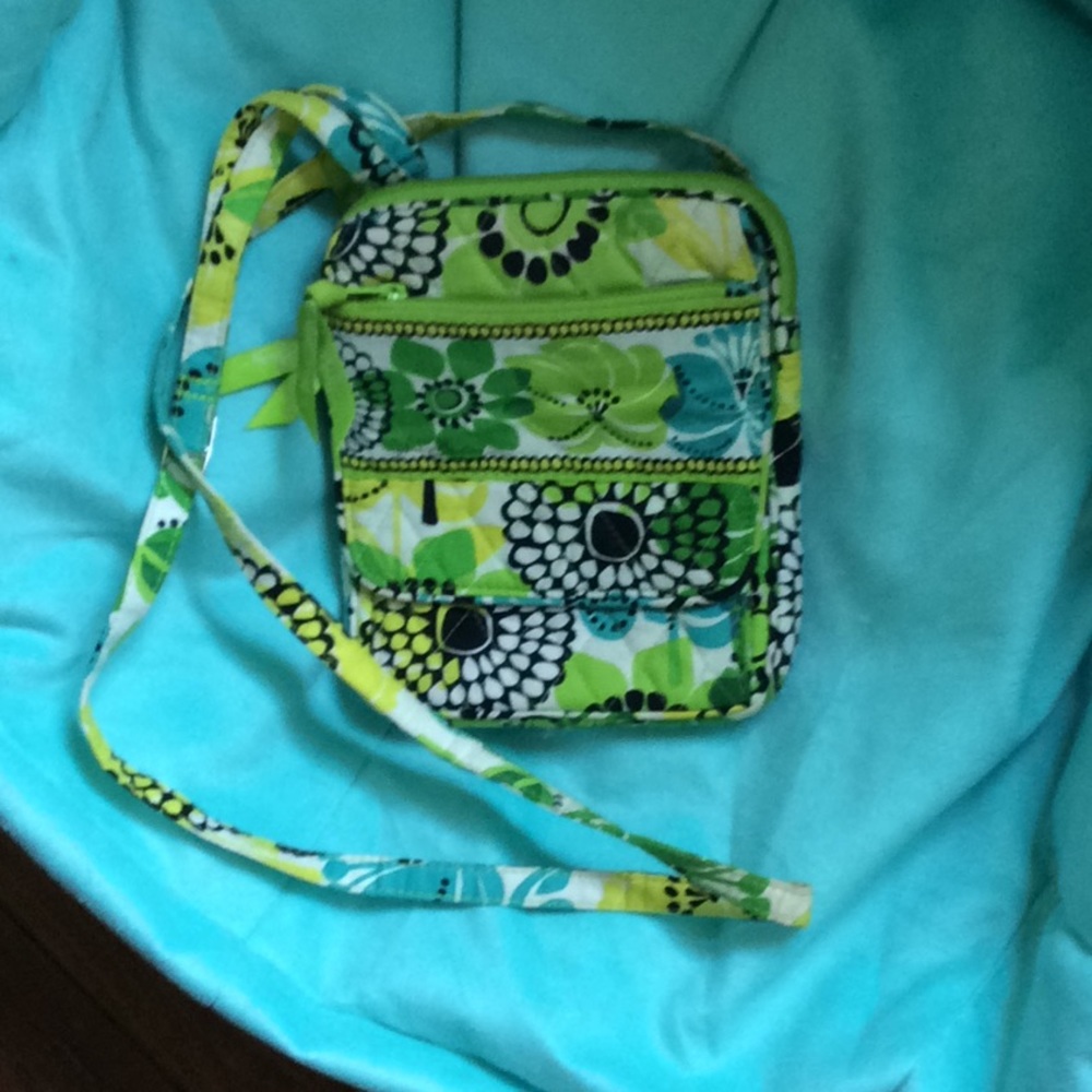 Vera Bradley Limes up cross body purse